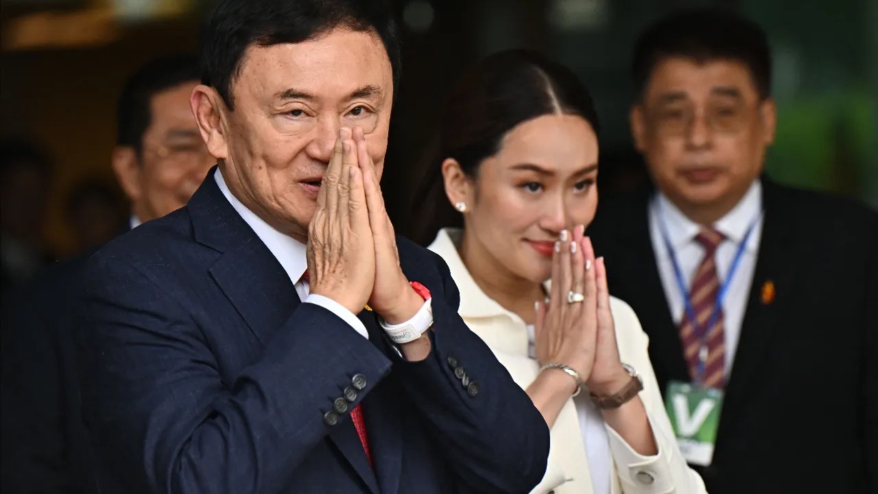 เดิมพันของฮุนเซน: เหตุใดอดีตผู้นำกัมพูชาจึงหันหลังให้ทักษิณ พันธมิตรเก่า