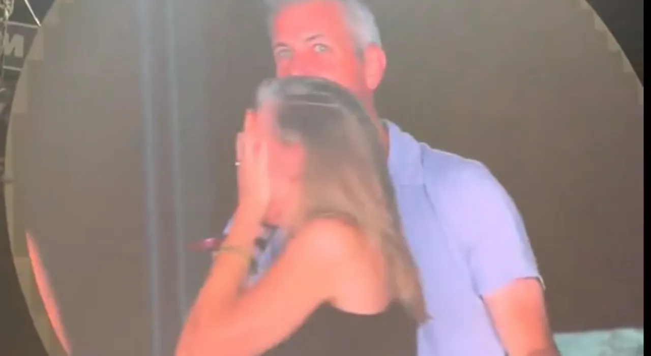 ซีอีโอฉาวถูกพักงาน สอบสวนภายใน เซ่นคลิปกอดกิ๊กสาวกลางคอนเสิร์ต Coldplay (คลิป)