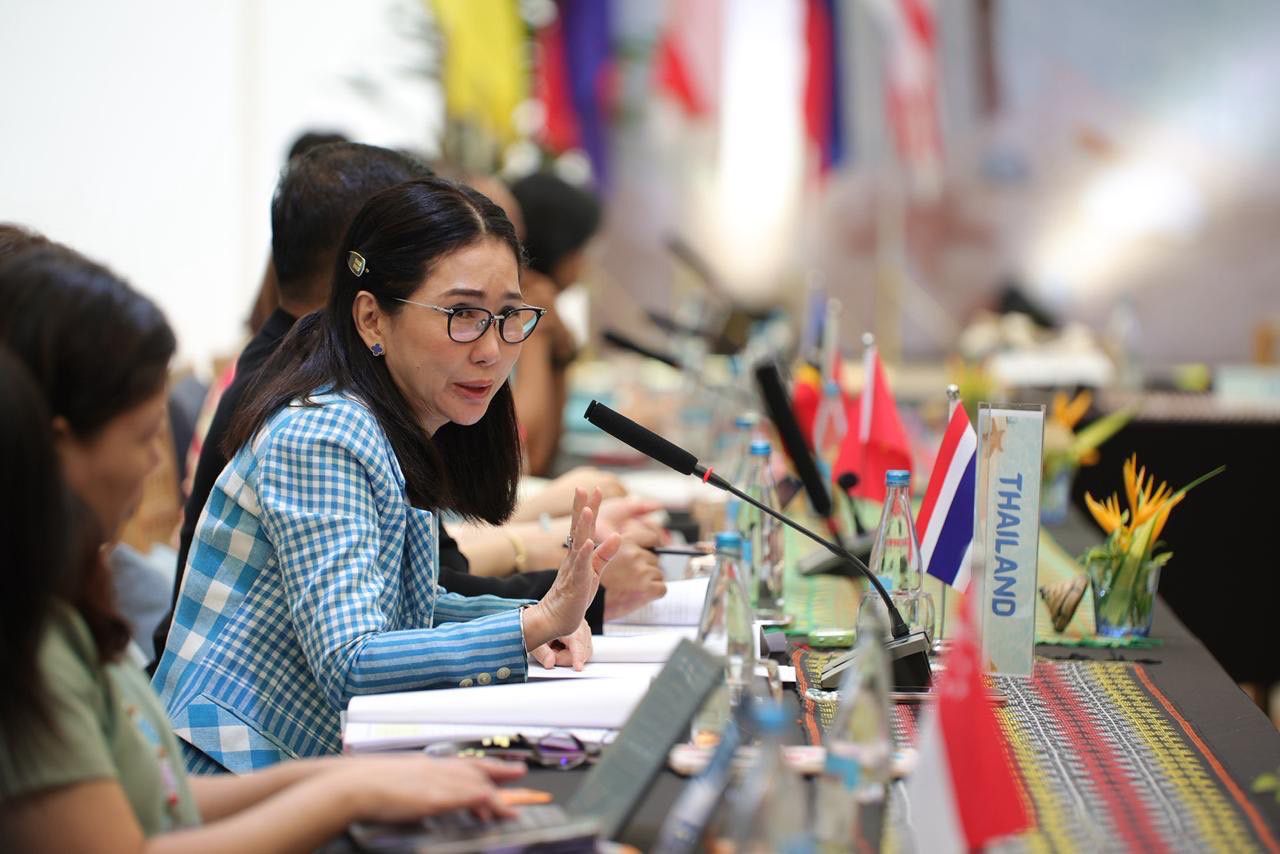 นางสาวนัทรียา ทวีวงศ์ ปลัดกระทรวงการท่องเที่ยวและกีฬา