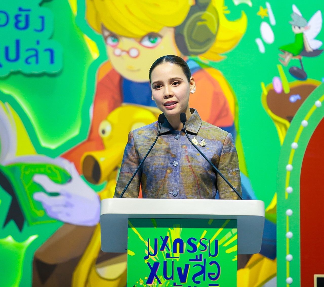 นางสาวซาบีดา ไทยเศรษฐ์ รัฐมนตรีว่าการกระทรวงวัฒนธรรม