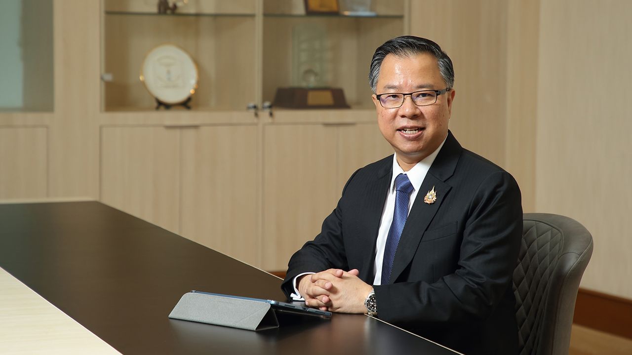 นายนฤตม์ เทอดสถีรศักดิ์ เลขาธิการคณะกรรมการส่งเสริมการลงทุน (บีโอไอ)