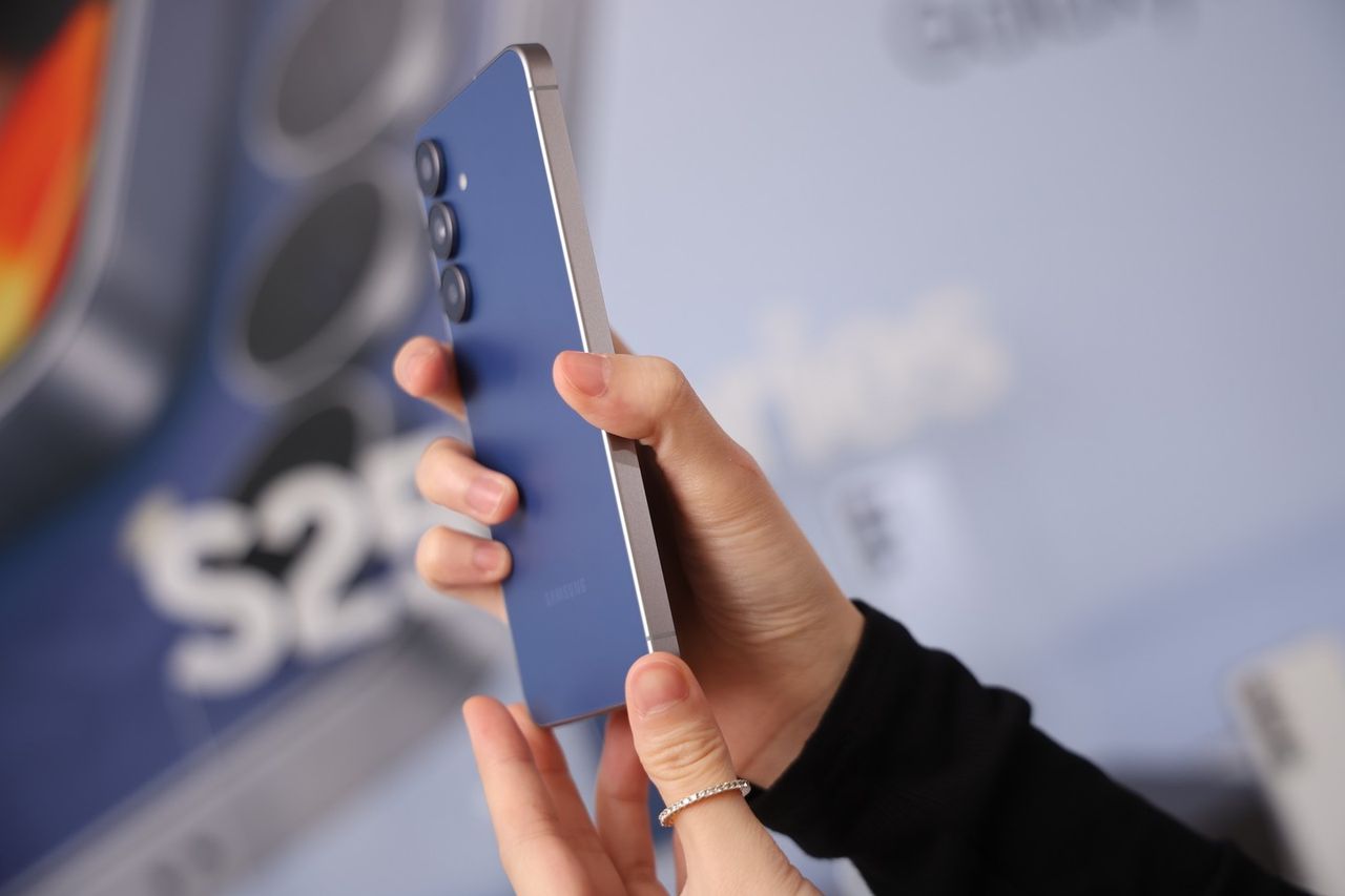 S25 FE ดูพรีเมียมเกินคาด