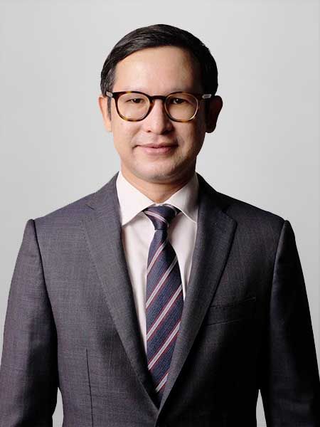 รศ.มุนินทร์ พงศาปาน อาจารย์ประจำคณะนิติศาสตร์ มหาวิทยาลัยธรรมศาสตร์ 