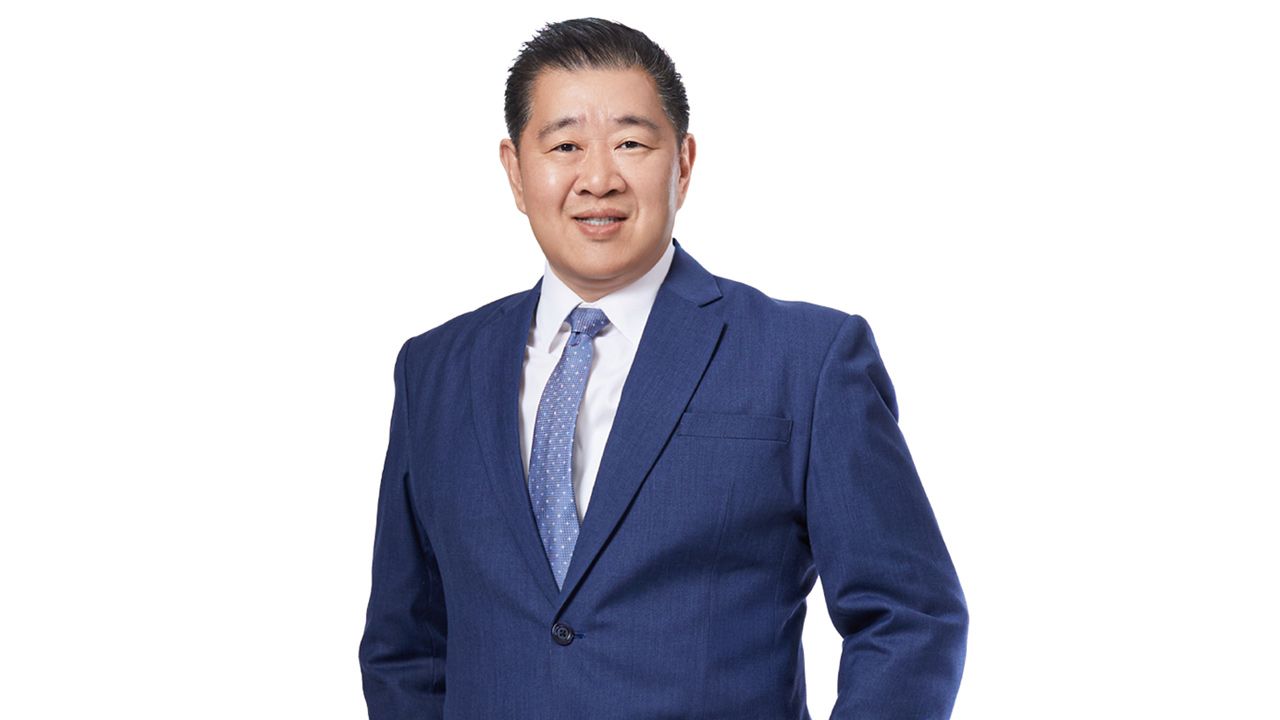 นายทรงพล ชีวะปัญหาโรจน์ เลขาธิการคณะกรรมการกองทุนบำเหน็จบำนาญข้าราชการ