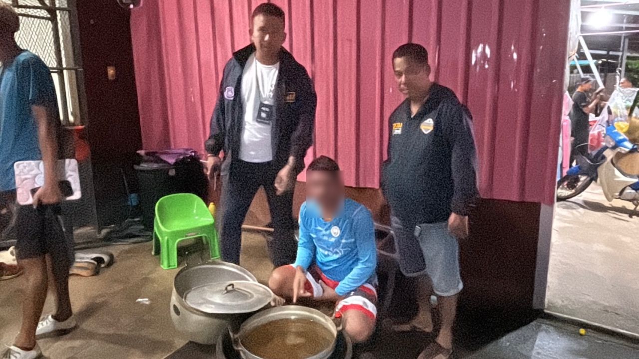 Police raid kratom juice site in Hat Yai, seizing 138 litres | News by Thaiger
