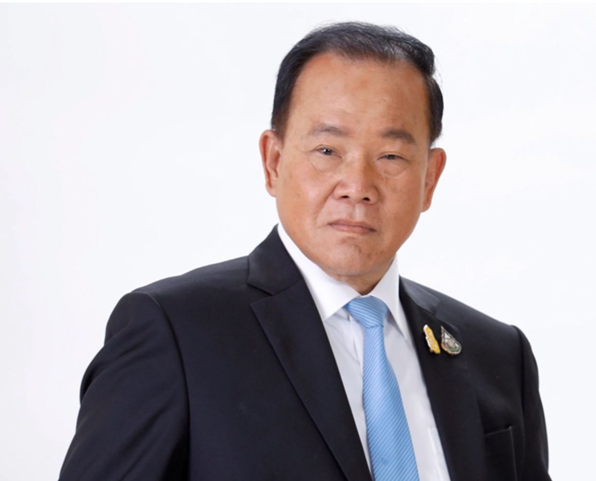 สันติ พร้อมพัฒน์ ติดโผเป็นรองนายกรัฐมนตรี และรัฐมนตรีว่าการกระทรวงสาธารณสุข