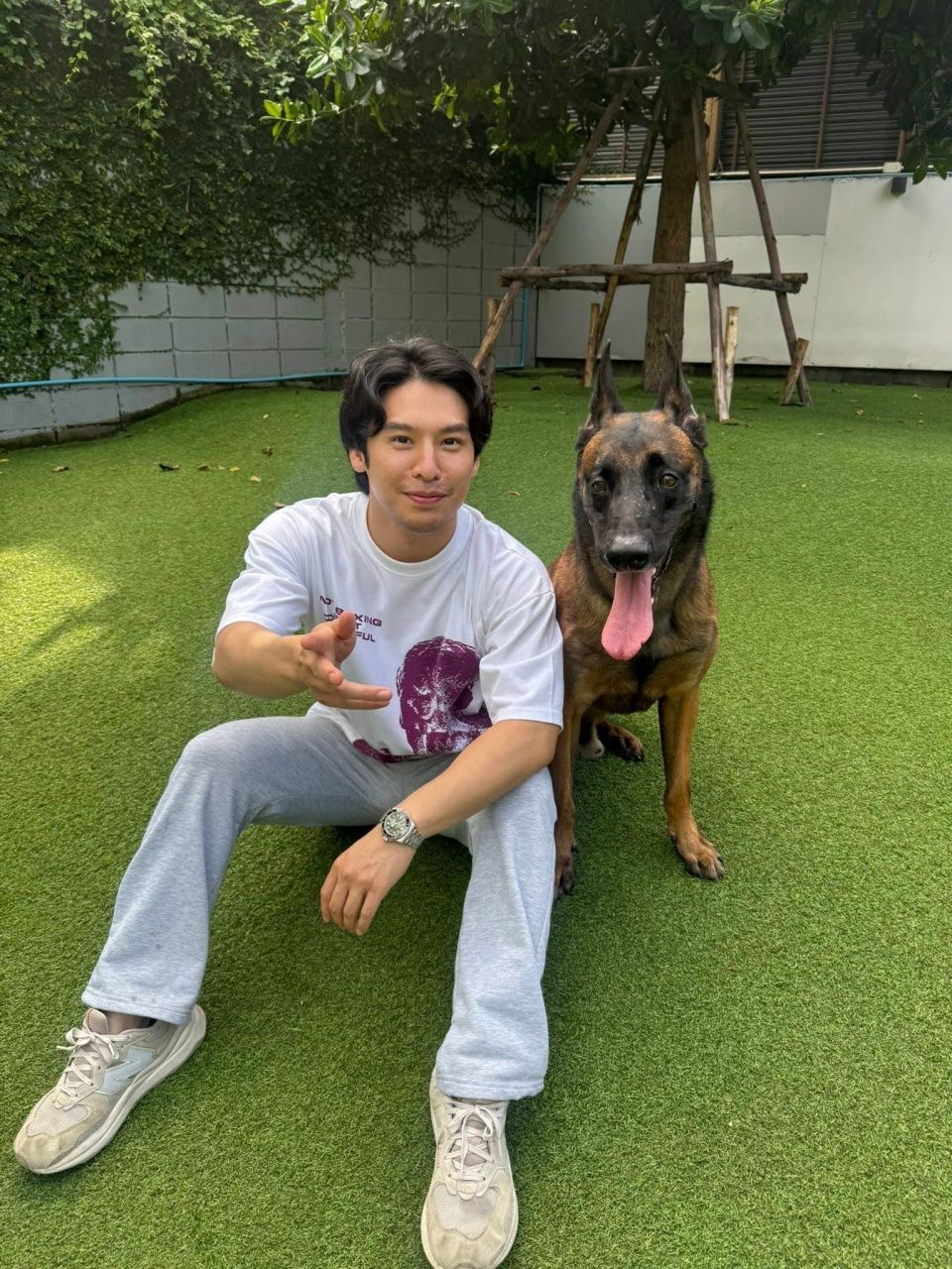 วฤทธิ ต่อเทียนชัย เจ้าของเพจ Book bok Tor : บุ๊ค บอก ต่อ (ภาพจากเพจ Book bok tor)