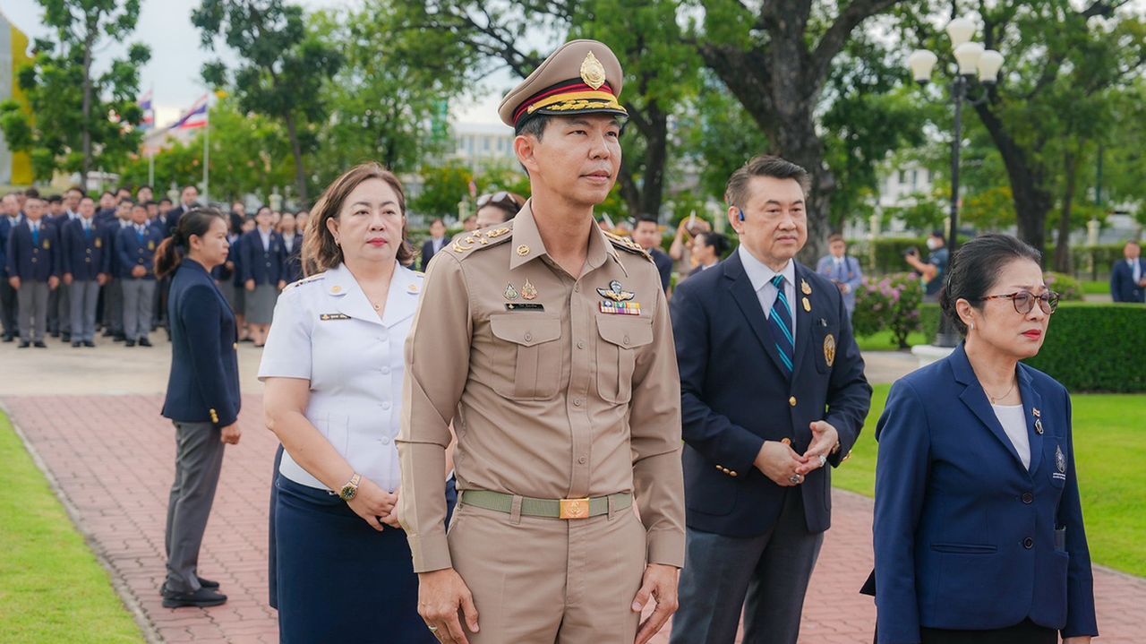 นายวีริศ อัมระปาล ผู้ว่าการรถไฟแห่งประเทศไทย