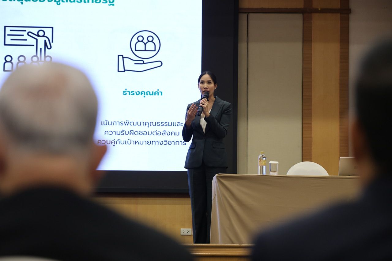 คุณจิตสุภา วัชรพล ประธานเจ้าหน้าที่บริหารร่วมไทยรัฐทีวี และไทยรัฐออนไลน์ กล่าวถึงวิสัยทัศน์ และแนวทางของมูลนิธิไทยรัฐวิทยาในอนาคตต่อจากนี้ ด้วยการเน้นย้ำถึงเป้าหมายหลักในการสร้างเด็กรุ่นใหม่ให้เป็นพลเมืองดี มีทักษะชีวิต และพร้อมเรียนรู้เชิงลึก เพื่อให้สามารถปรับตัวและอยู่รอดได้ท่ามกลางความท้าทายของโลกยุคใหม่ 