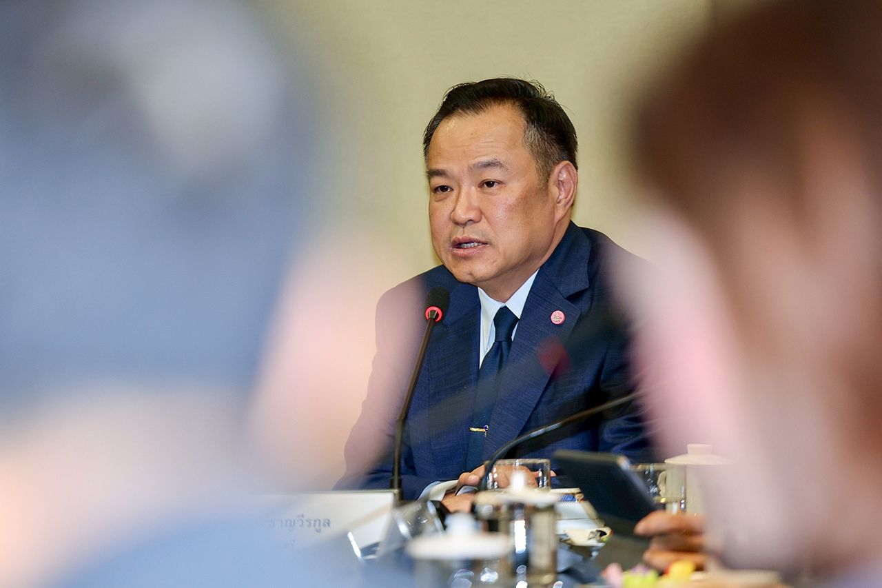 อนุทิน ชาญวีรกูล นายกรัฐมนตรี