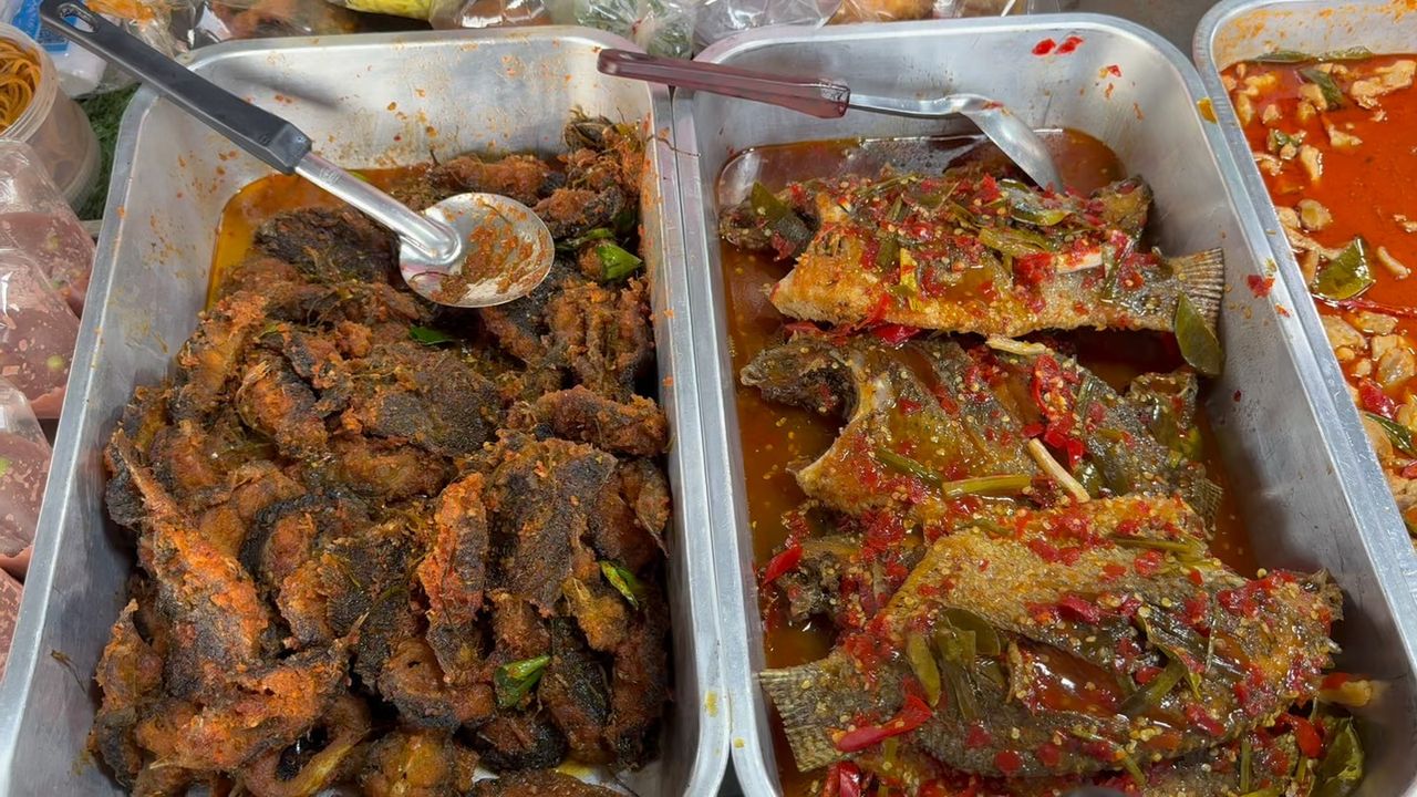  ข้าวแกงริมบายพาสสมุทรสงคราม