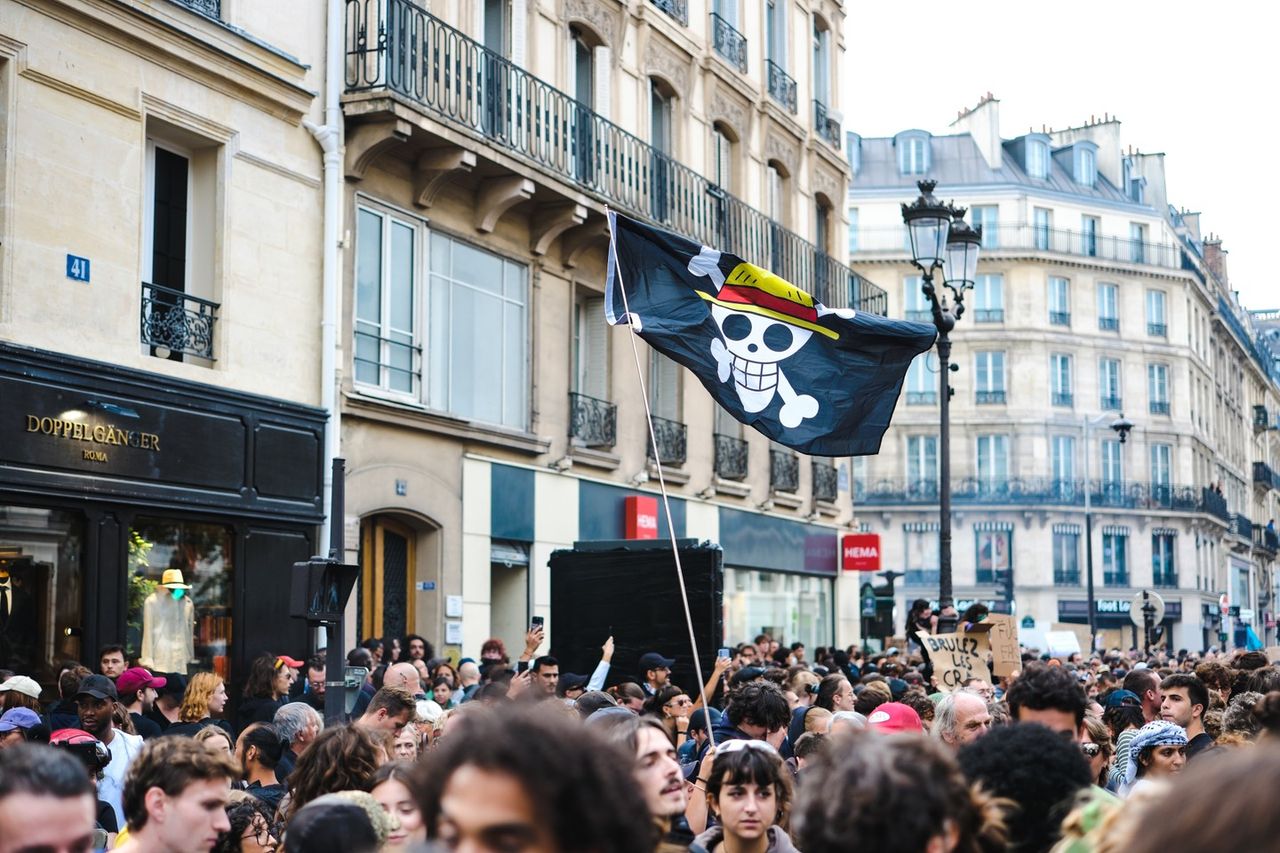 การประท้วงในฝรั่งเศส 10 ก.ย.(Photo by Vincent Koebel/NurPhoto via Getty Images) 