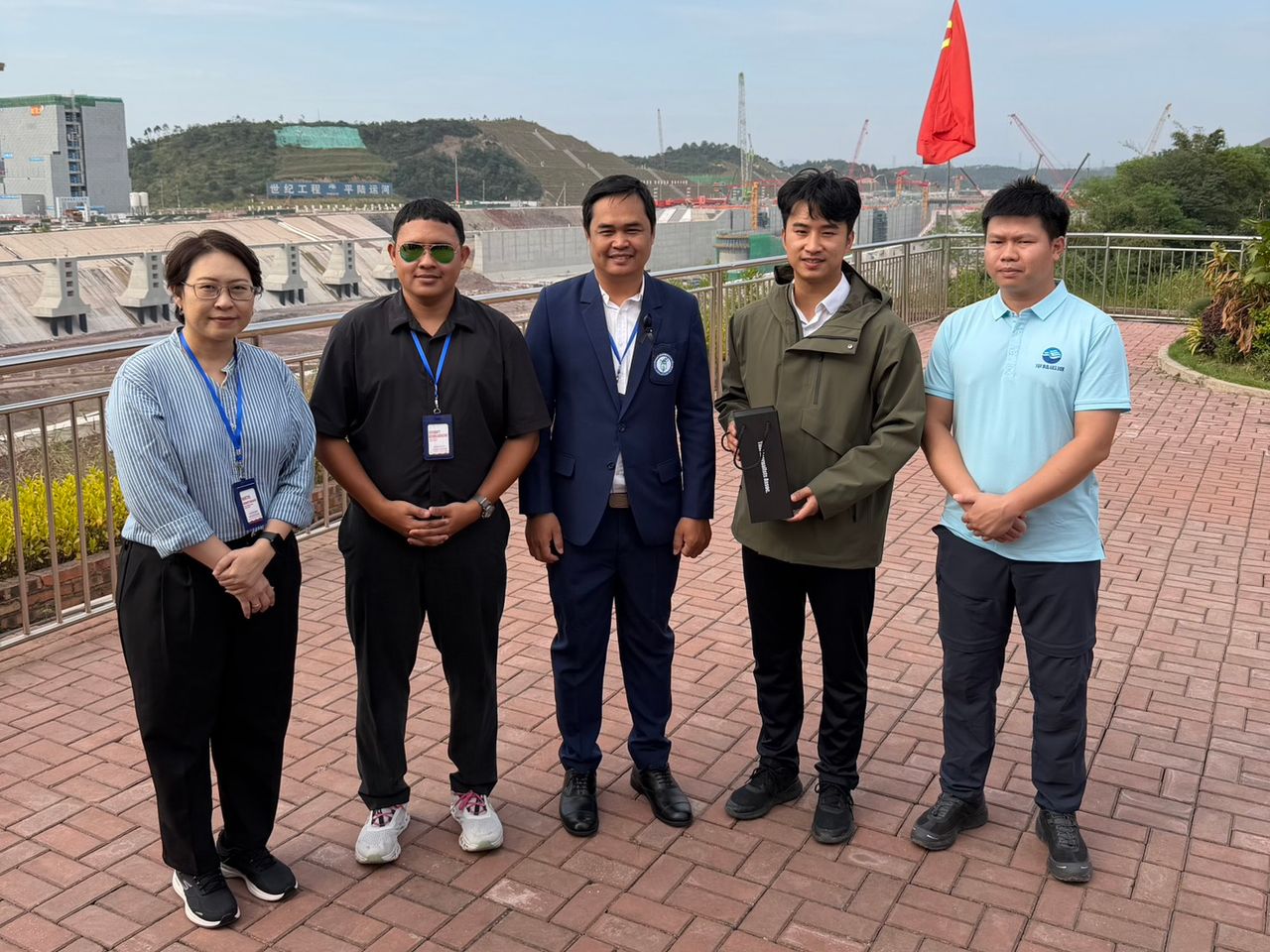 คณะสื่อมวลชนไทย ณ คลองผิงลู่ มณฑลกว่างซี ประเทศจีน ในโครงการ 