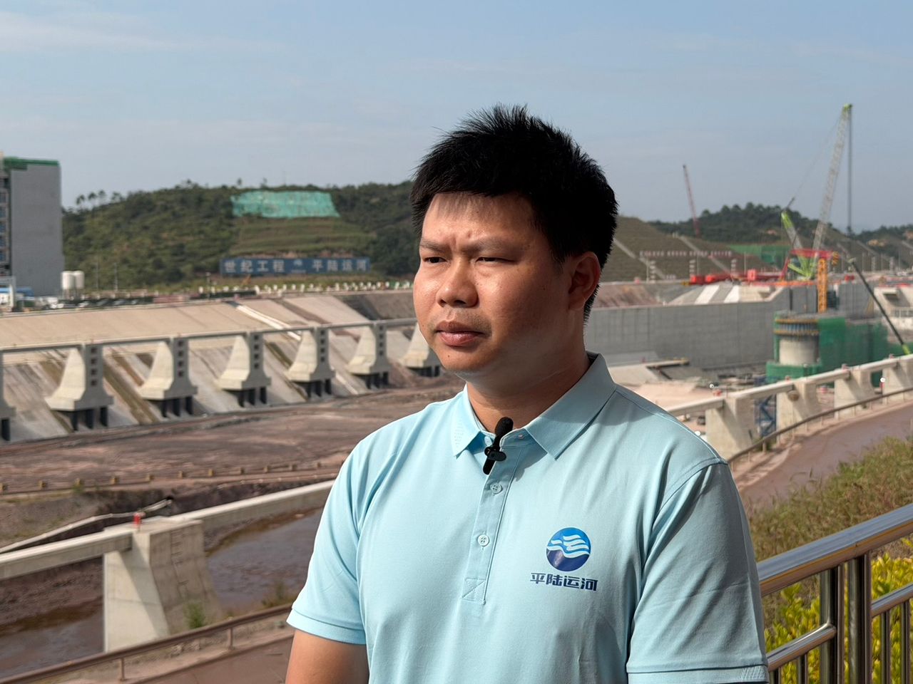 เหมิง ทั่ว วิศวกรแผนกวิศวกรรม บริษัท Guangxi Pinglu Canal Construction Co., Ltd.