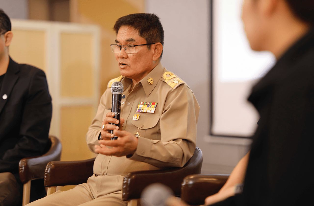 ว่าที่ร้อยตรี รวยรุ่ง ใครบุตร รองผู้ว่าราชการจังหวัดนครพนม