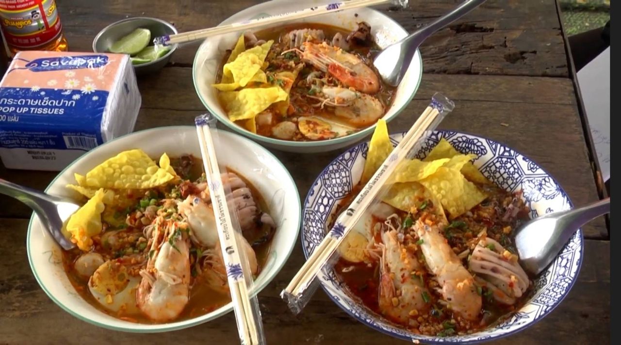 คูเมืองแคมป์ รับของทะเลสดจากมหาชัย