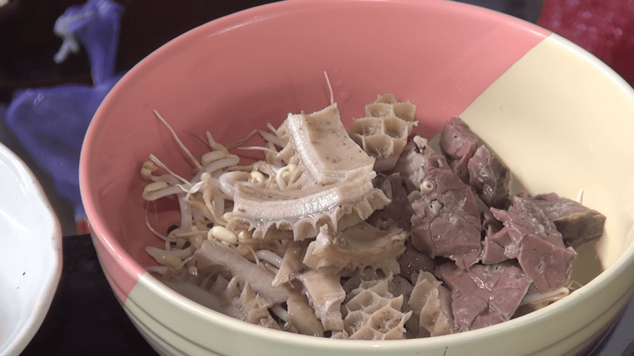 พุงวัวทางหลวง เมนูซุปเครื่องในวัว 