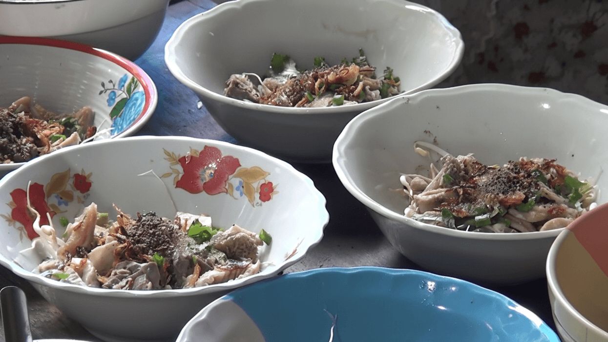 พุงวัวทางหลวง เมนูซุปเครื่องในวัว ในตำนาน