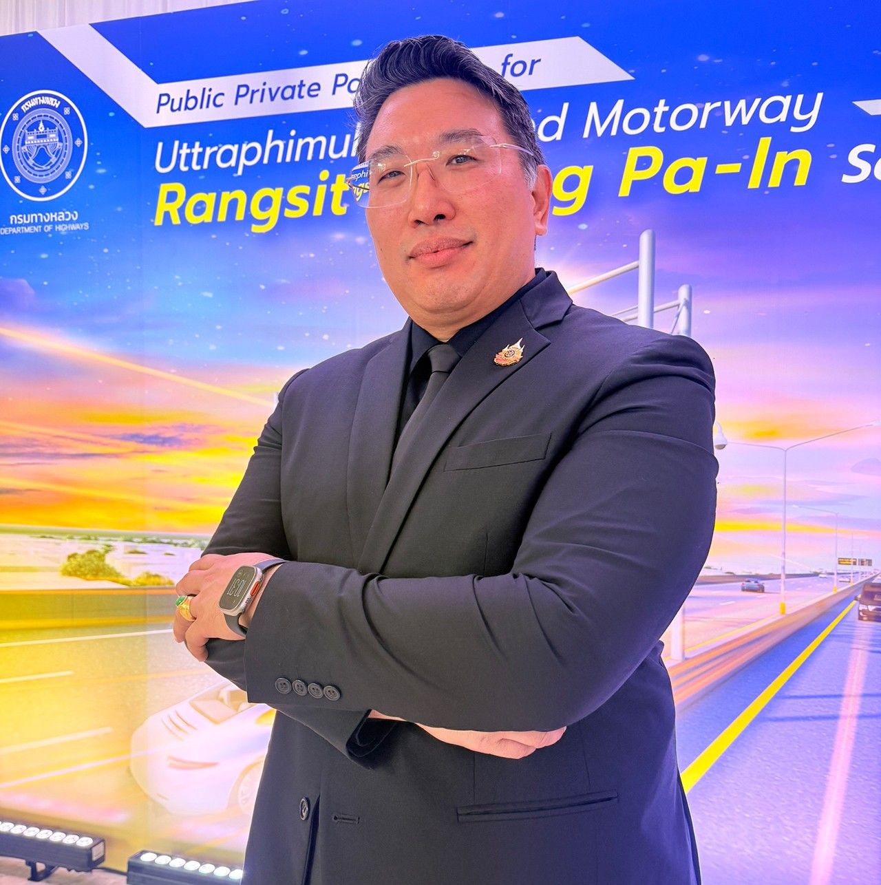 นายสุวิชาณ สุระบาล ผู้อำนวยการกองทางหลวงพิเศษระหว่างเมือง