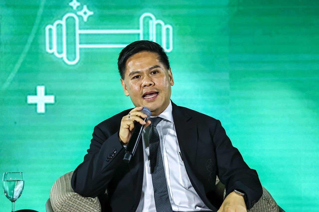 วราวุธ ศิลปอาชา หัวหน้าพรรคชาติไทยพัฒนา