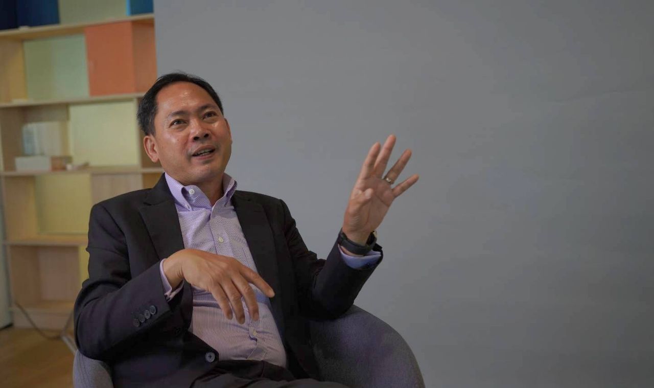 เนวิน สินสิริ