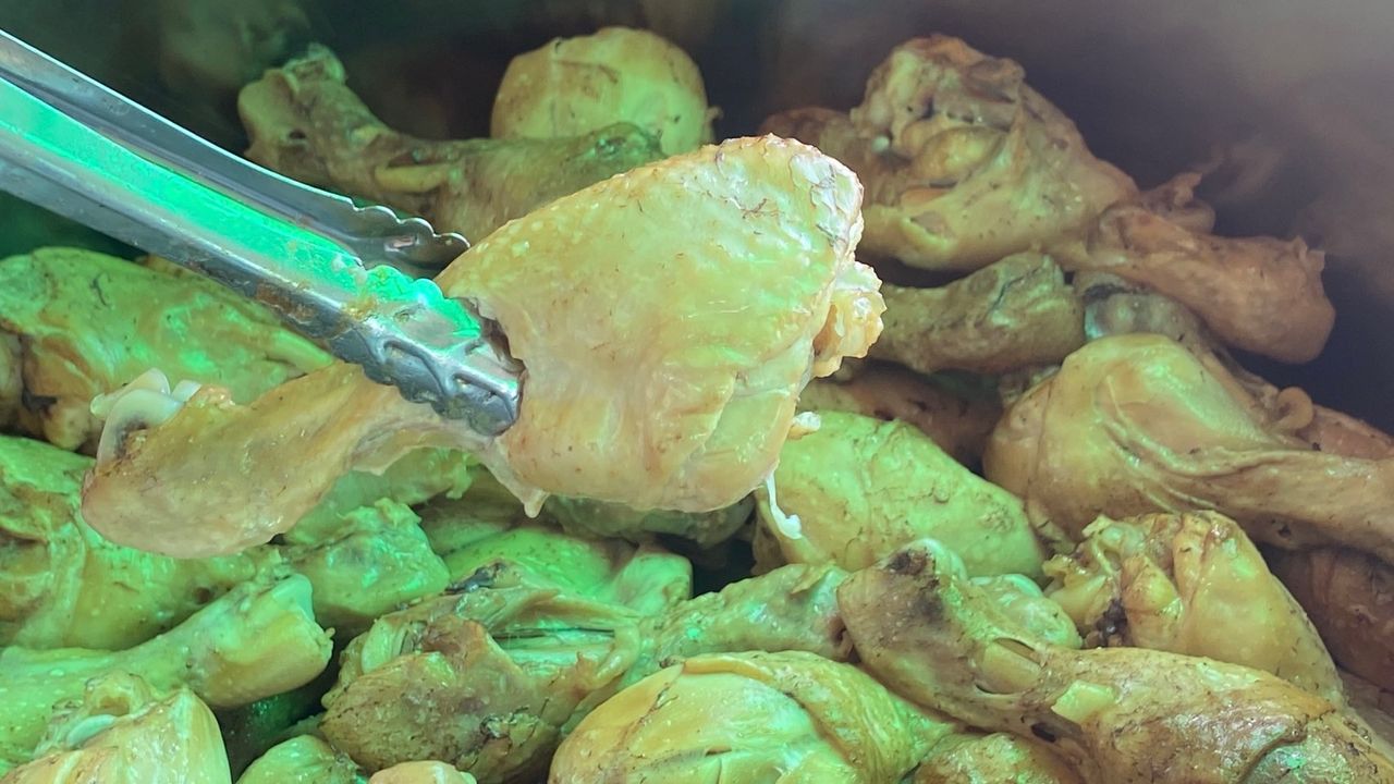 สถานี 6 ล้อเตี๋ยวไก่