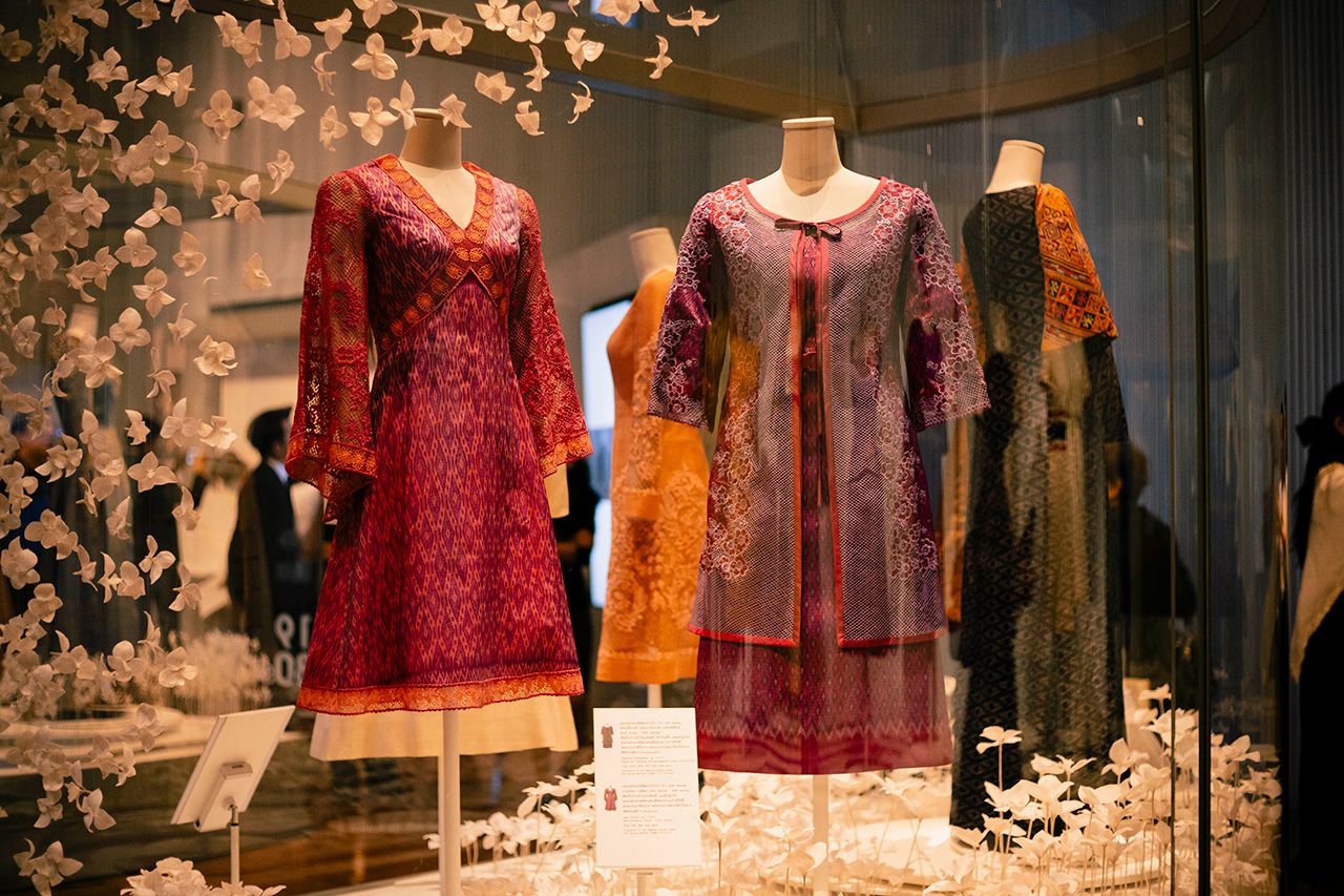 “THE PEOPLE’S QUEEN” พระราชินีแห่งปวงชน ทรงพลิกฟื้นคุณค่าช่างฝีมือไทยสู่มรดกคู่แผ่นดิน