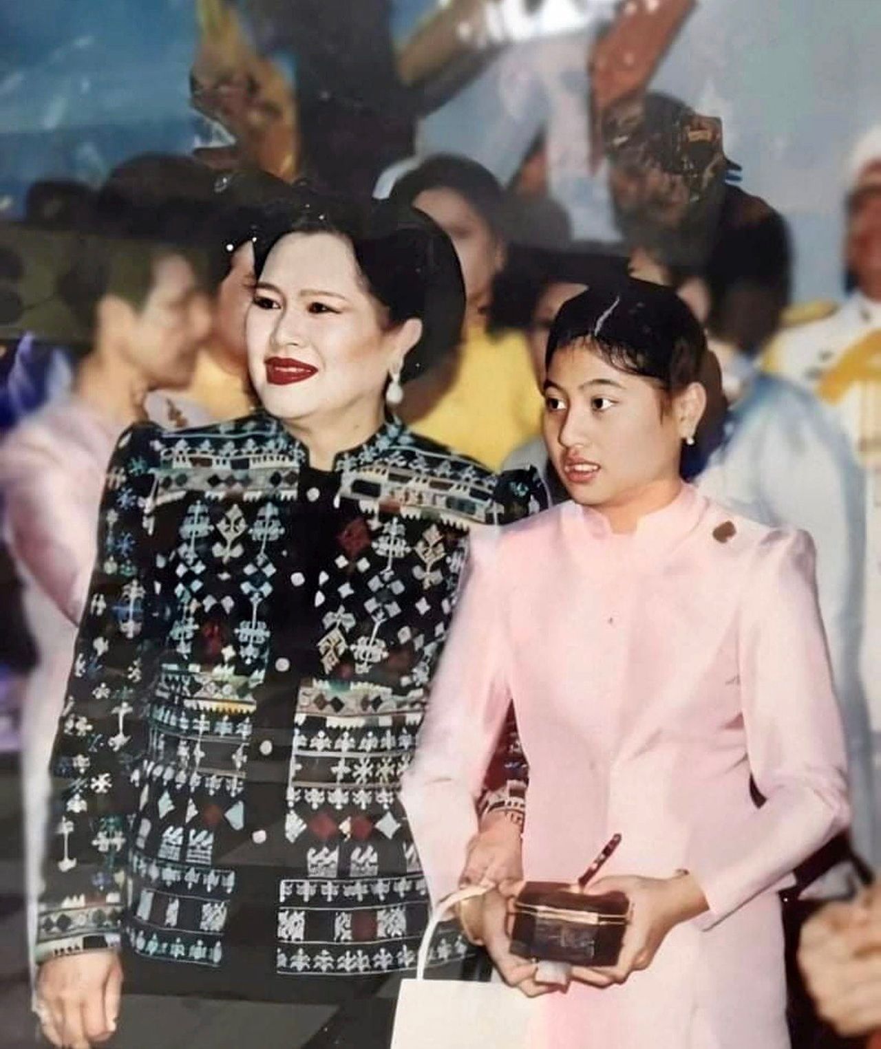 ต่างเจนเนอเรชันแต่พระวิสัยทัศน์เดียวกัน ความเป็นไทยต้องอยู่รอดบนเวทีโลก ประชาชนต้องมีชีวิตดีขึ้น