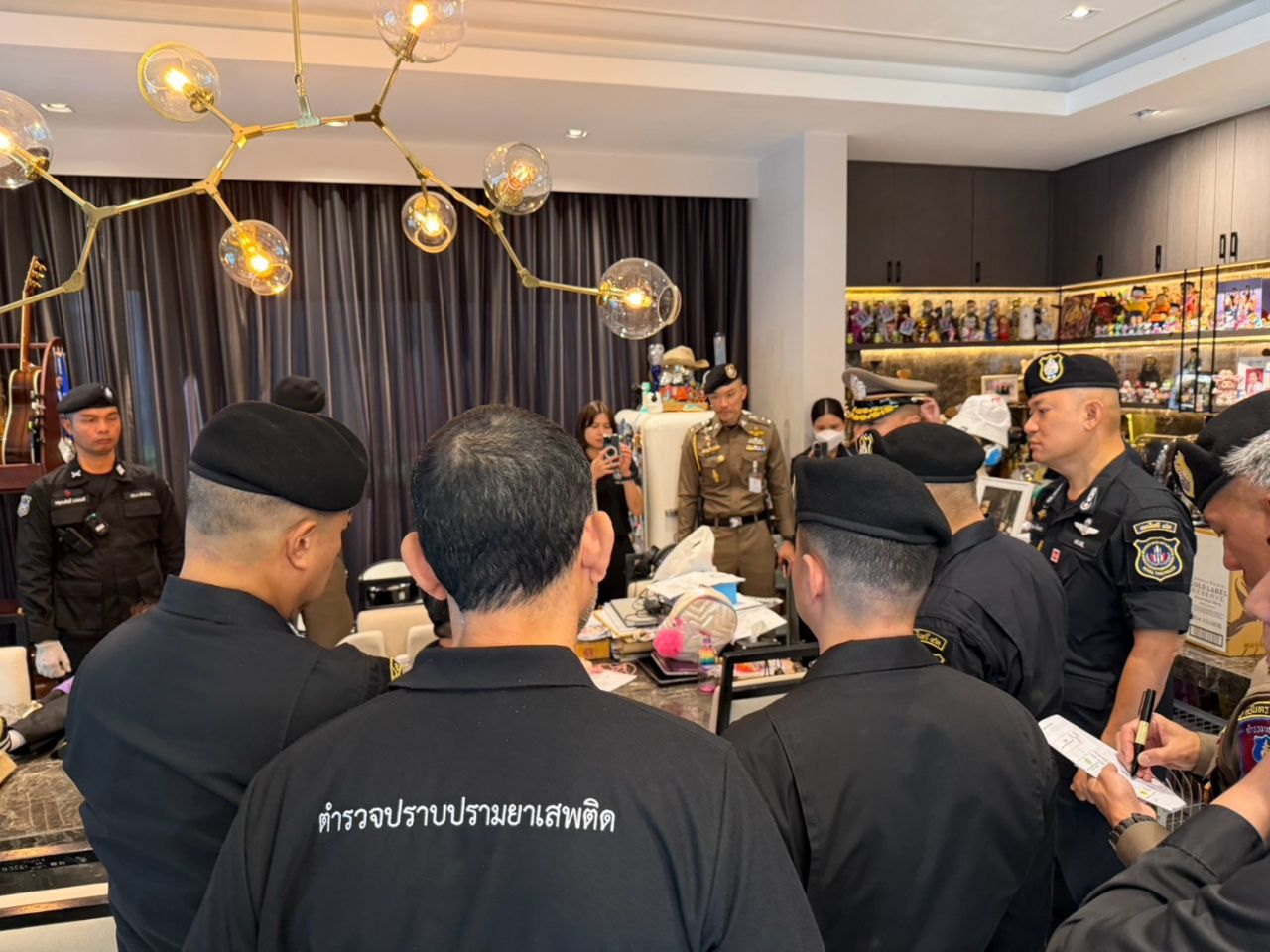 รวบผัวเมีย เปิดบริษัทบังหน้า ฟอกเงินแก๊งยาเสพติด