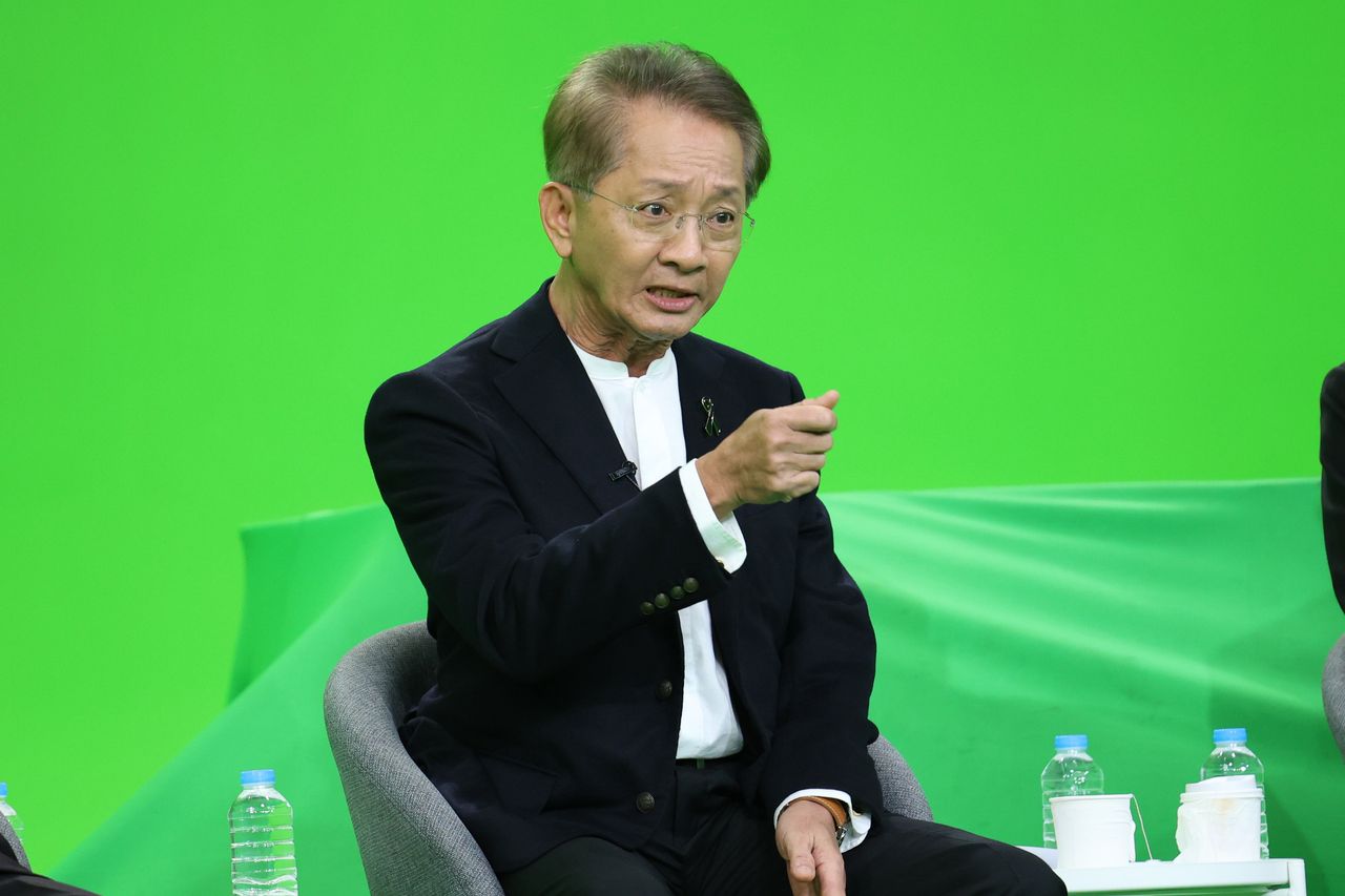 นายธีระชัย ภูวนาถนรานุบาล