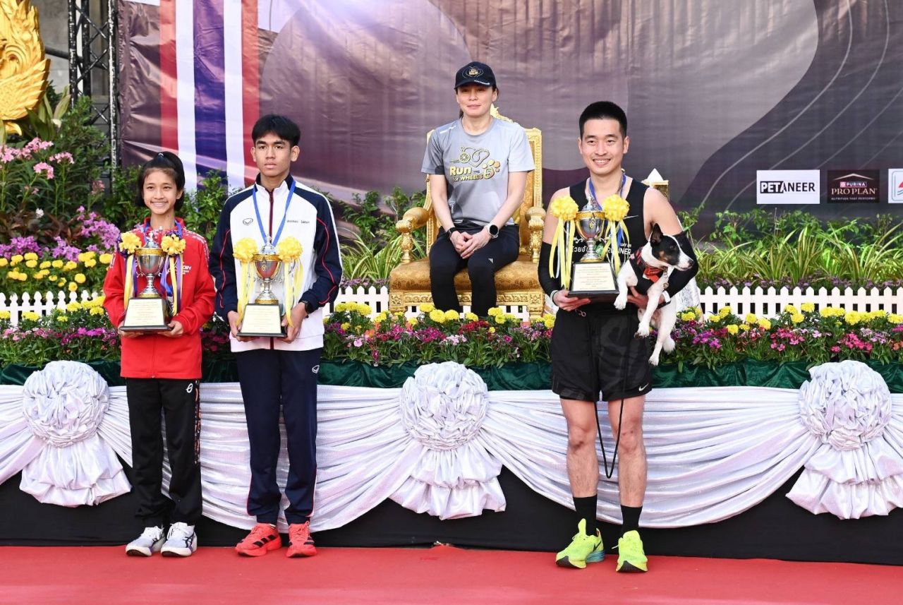 พระราชินี ทรงร่วมเดินในงานการแข่งขันวิ่ง โครงการ “Run for Wheels#5”