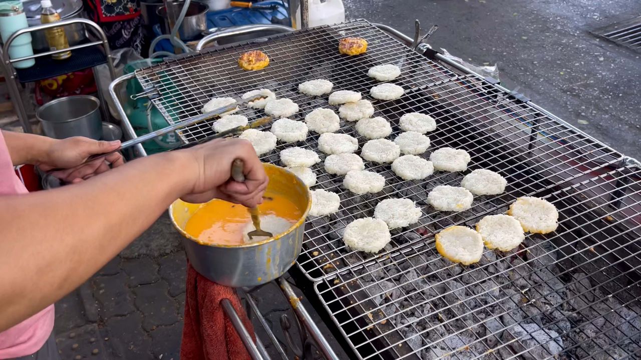 ข้าวจี่ร้อยล้าน ขายดีวันละ 2,000 ก้อน