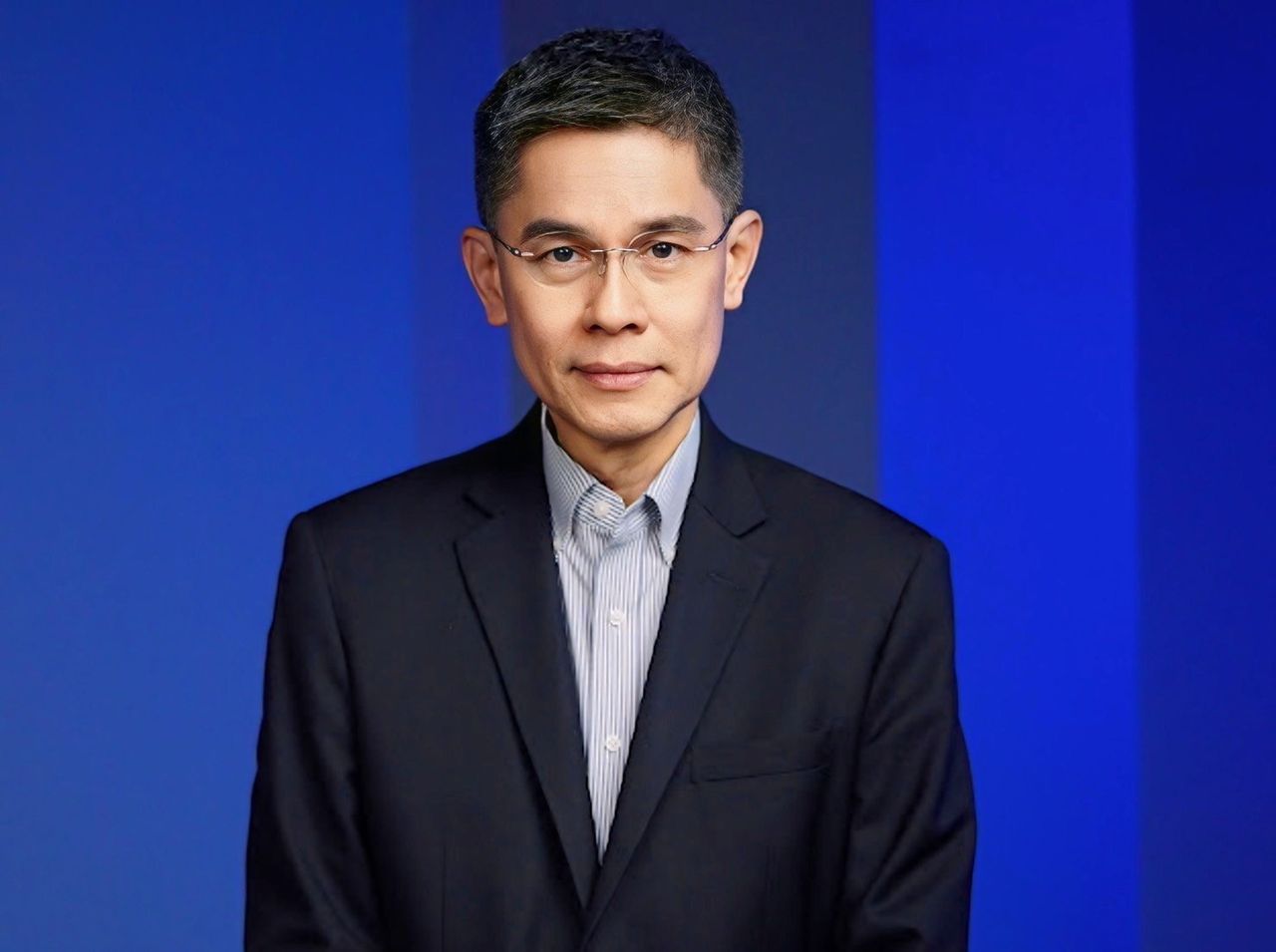  รศ.ดร.ปณิธาน วัฒนายากร นักวิชาการอิสระ 