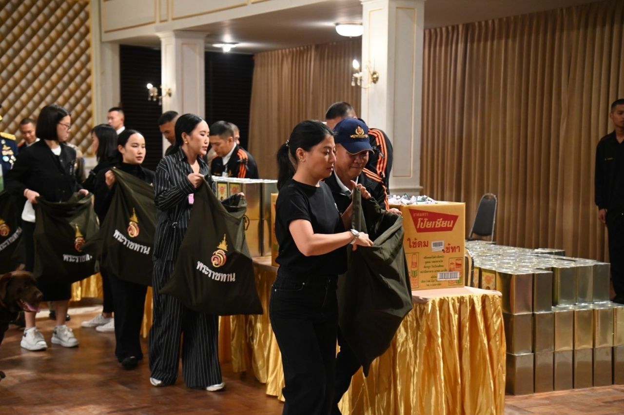 เจ้าฟ้าสิริวัณณวรี เสด็จเยี่ยมทหาร ที่ได้รับบาดเจ็บจากสถานการณ์ชายแดนไทย-กัมพูชา