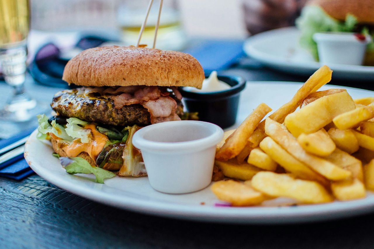 นักกีฬาก็ต้องมี cheat meal กันบ้าง