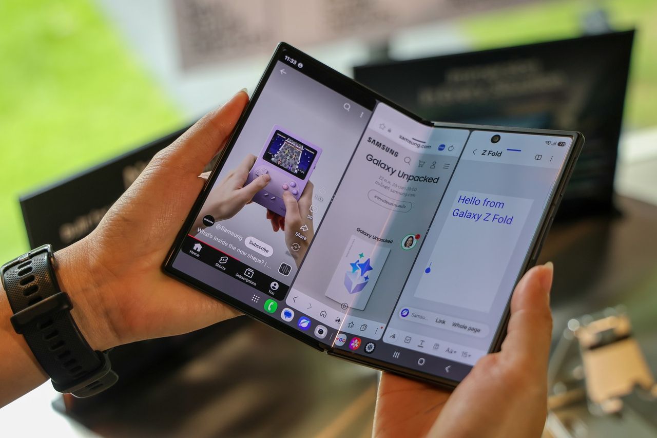 รอยพับของ Galaxy Z Fold 8 Ultra ลดลงเมื่อเทียบกับรุ่นก่อนหน้า