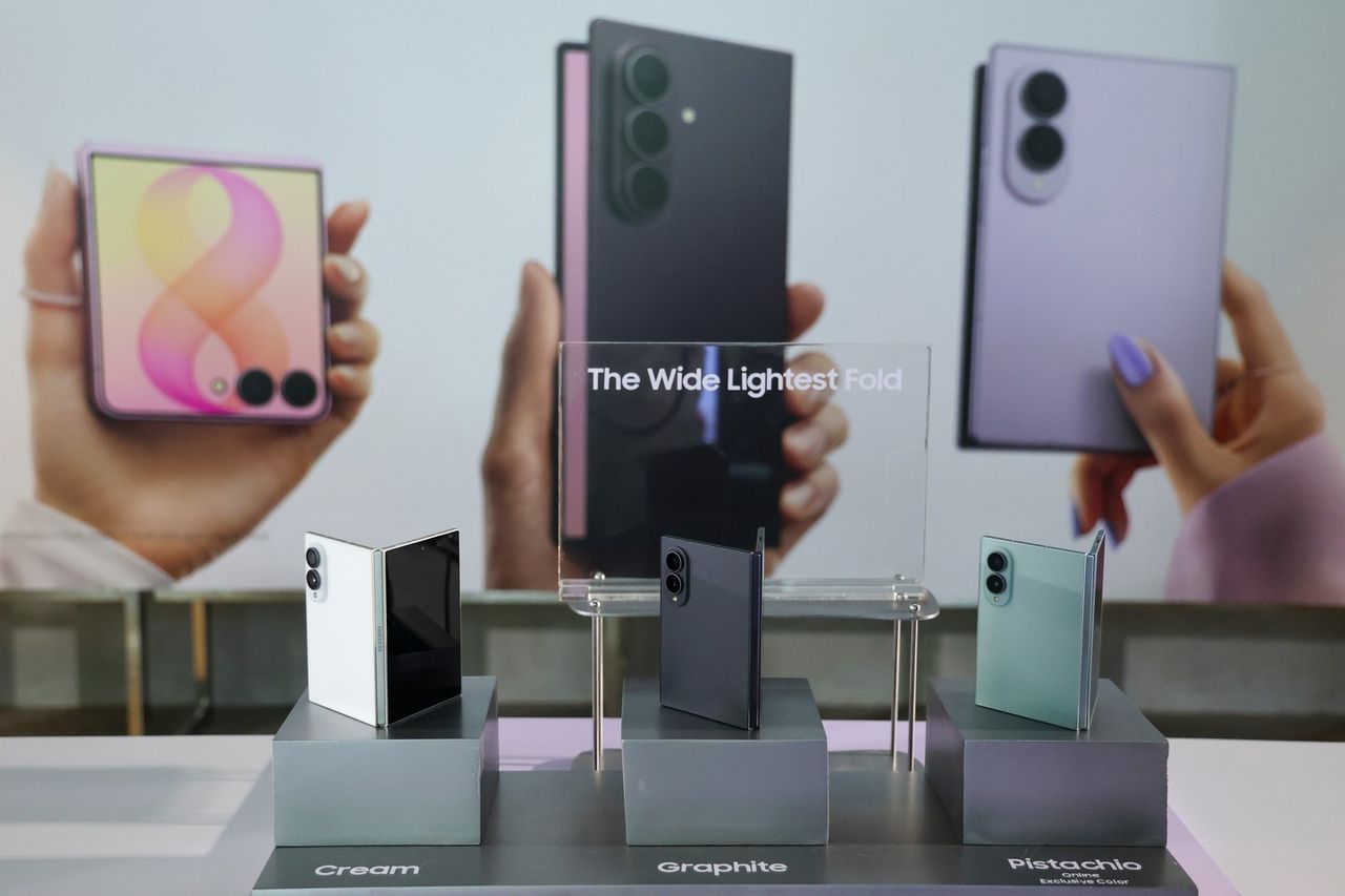 สามสีของ Galaxy Z Fold 8