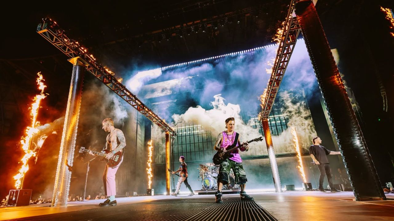 ภาพจากเพจ Avenged Sevenfold
