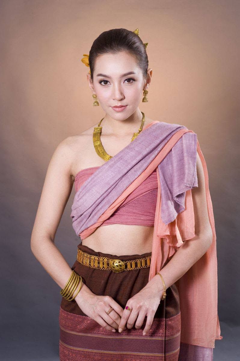 ขอบคุณภาพ : ช่อง 3 (ละครบุพเพสันนิวาส)