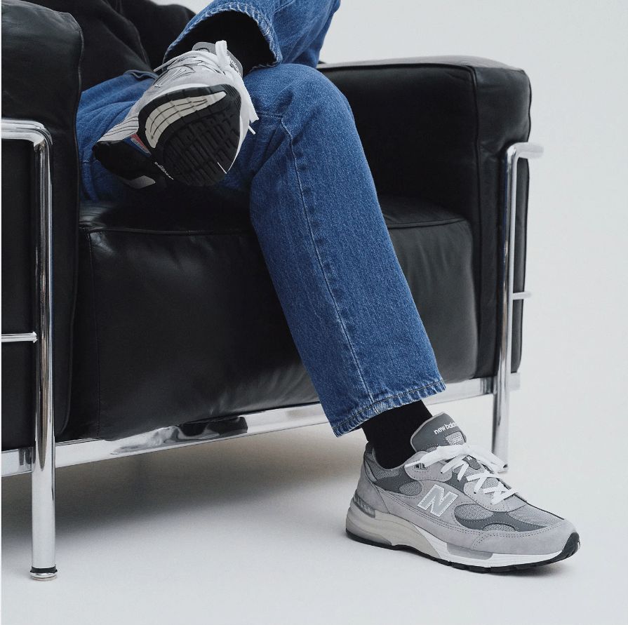 New Balance รำลึกการจากไป 15 ปีของสตีฟ จ็อบส์