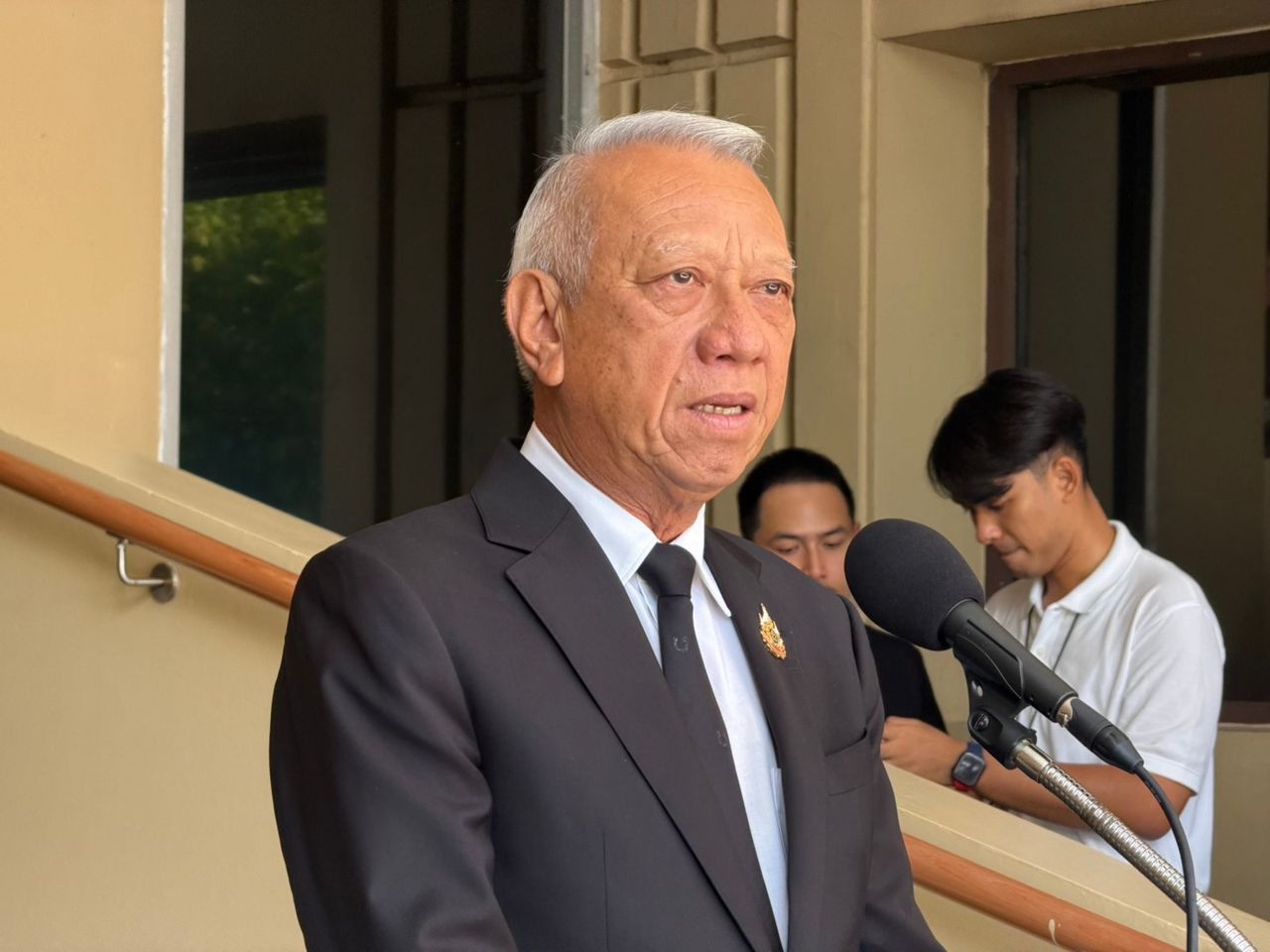พิพัฒน์ รัชกิจประการ