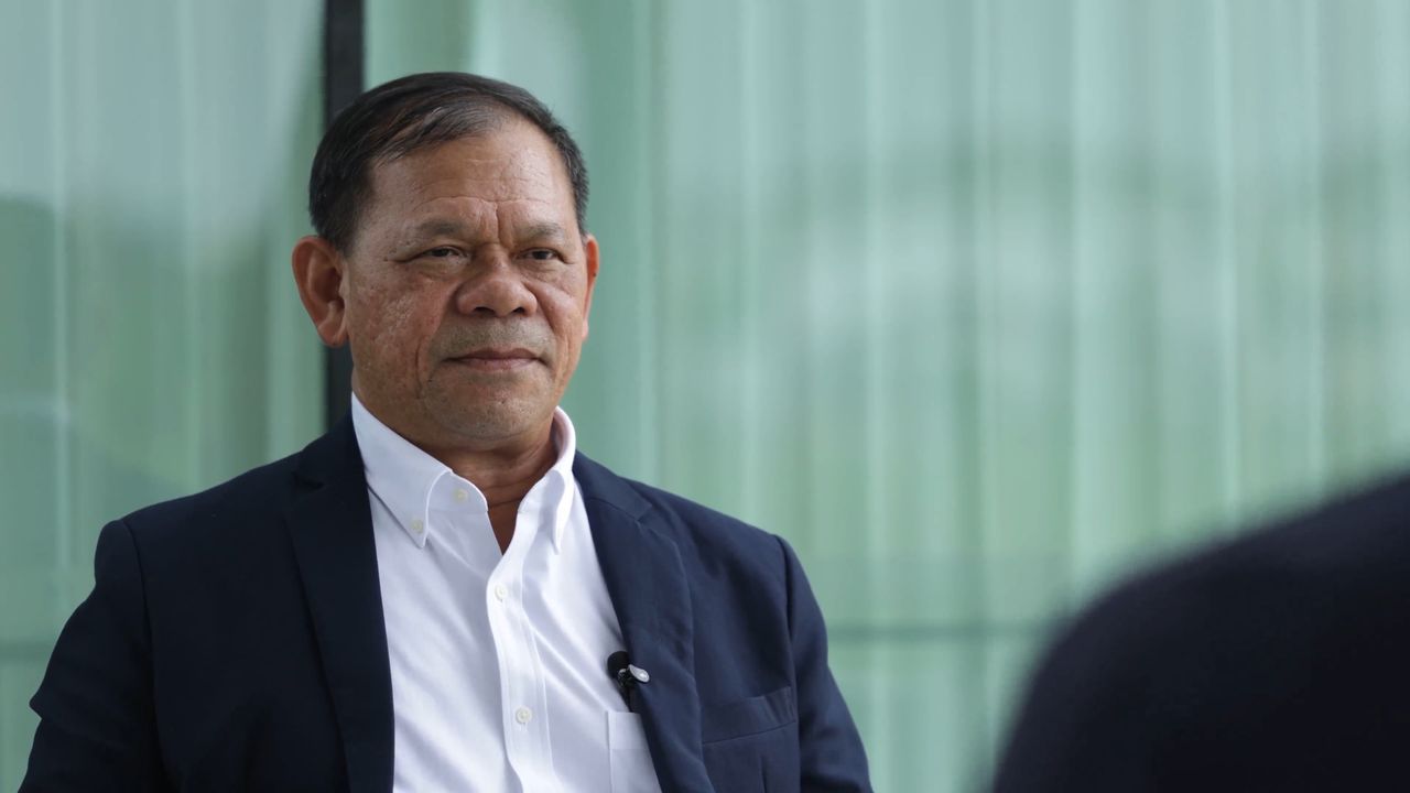 พล.ร.ต.สมเกียรติ ผลประยูร อดีตเลขาธิการ ศอ.บต.  