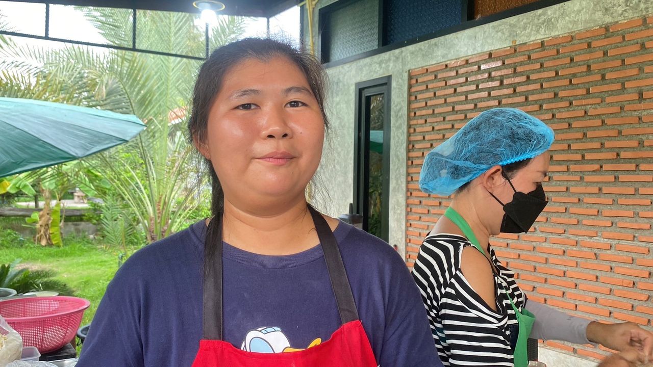 รตนพร ตันเฮง เจ้าของร้าน