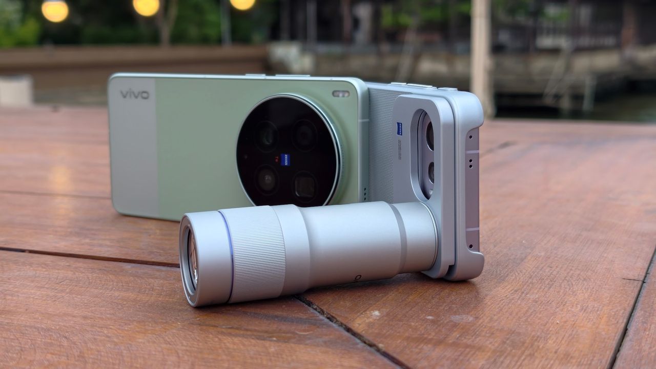 vivo X300 Ultra และ vivo X300 FE