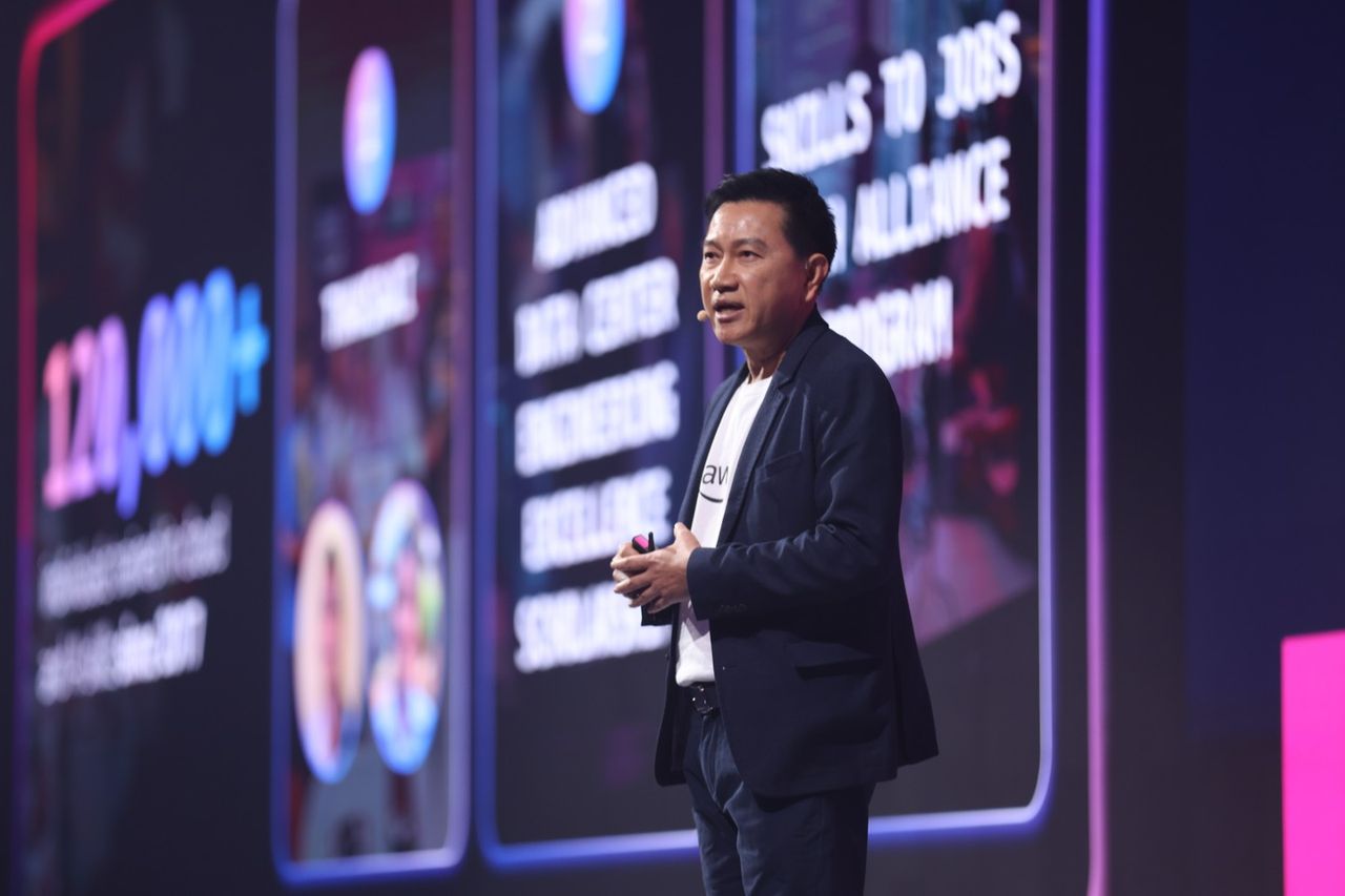 วัตสัน ถิรภัทรพงศ์ Country Manager ของ AWS ประเทศไทย