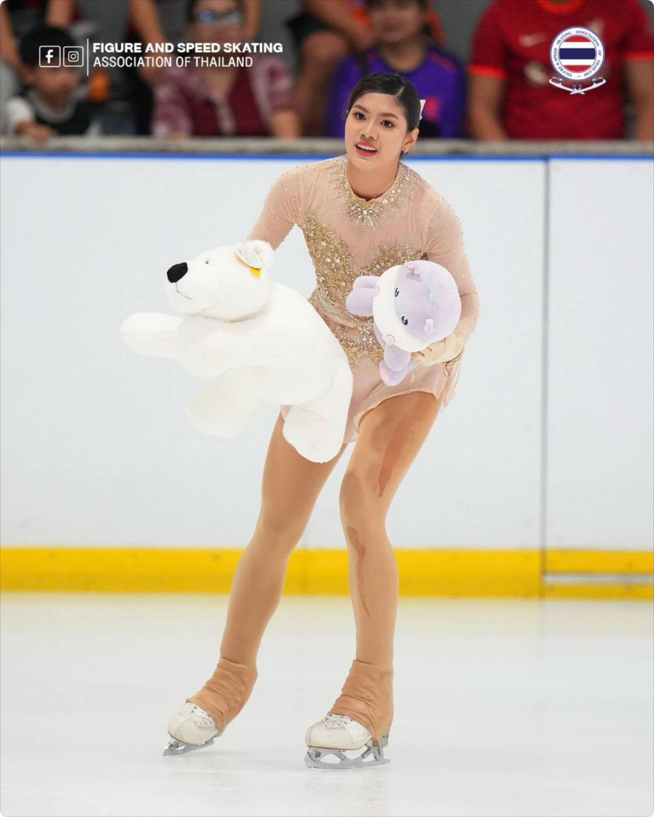 น้องชาร์มมิ่งบนโพเดียม