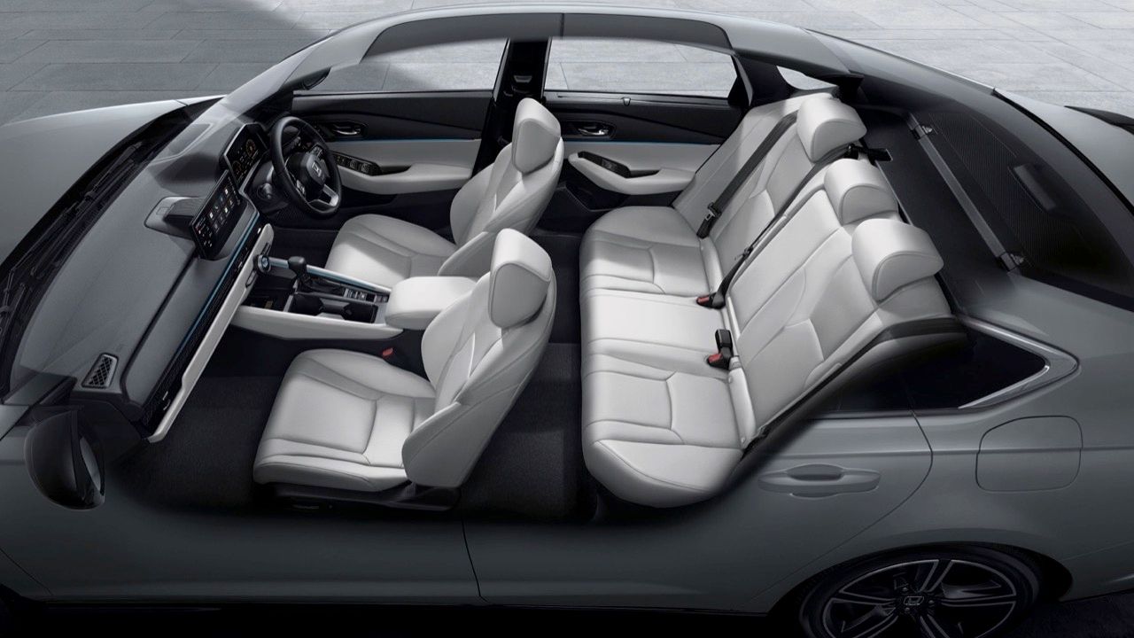 HONDA ACCORD e:HEV ภายในเบาะขาว