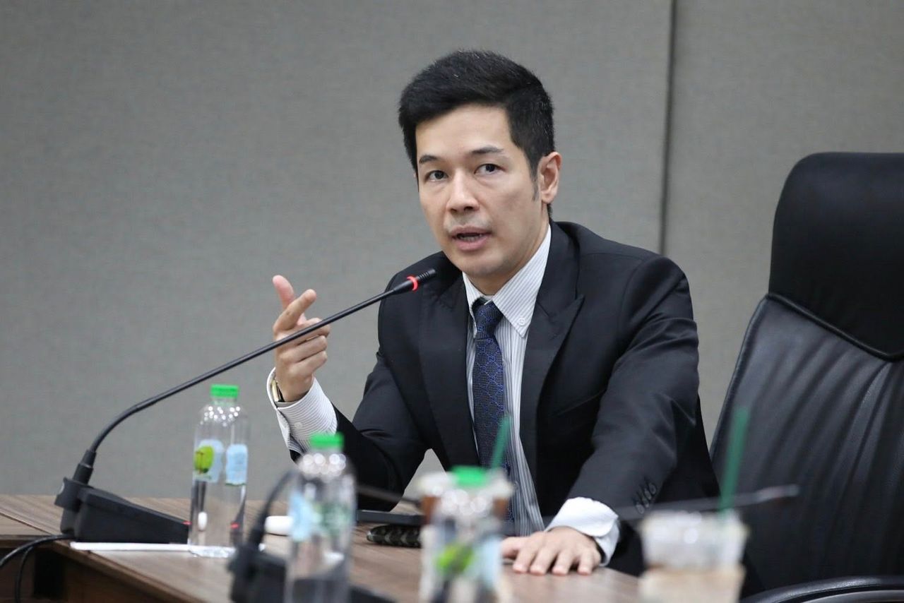 ผลงานวิพุธ ศรีวะอุไร
