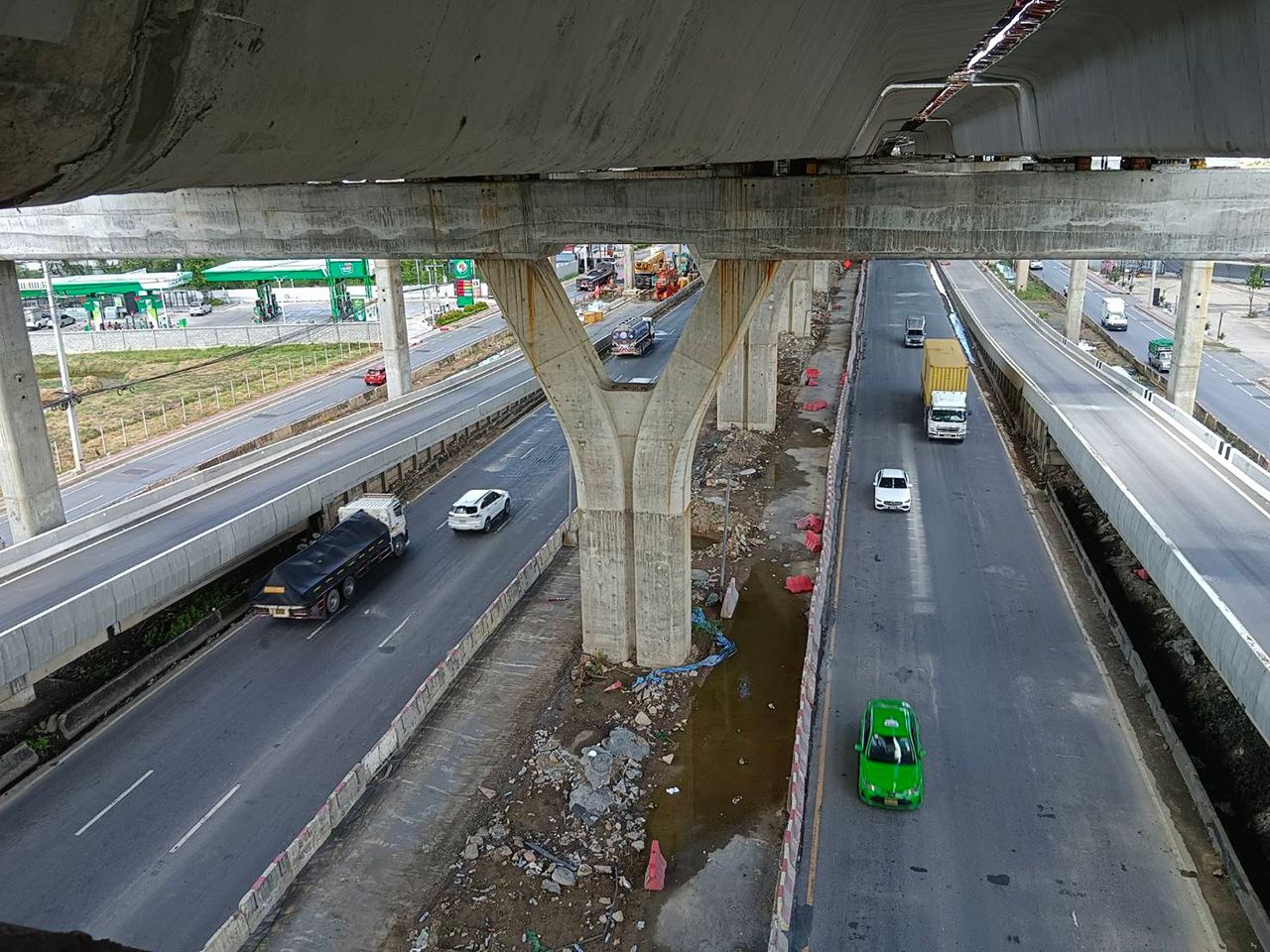 ความคืบหน้ามอเตอร์เวย์ M82 ถนนพระราม 2