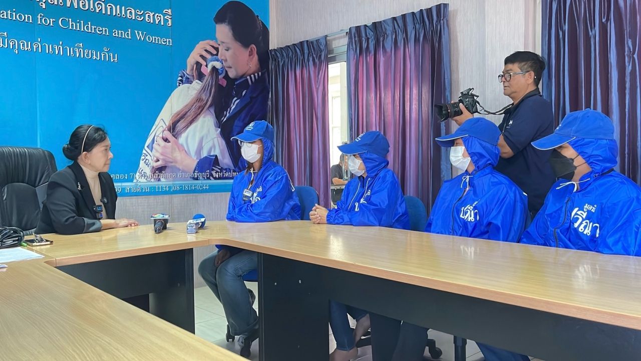 ครอบครัวเด็กชาย ขอบคุณมูลนิธิปวีณาฯ ให้การช่วยเหลือ